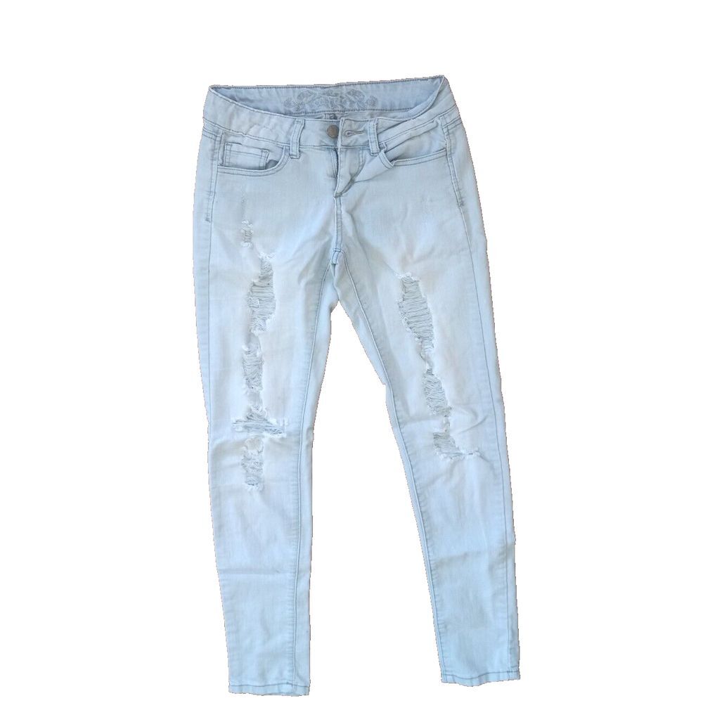 Size 26x30 wax Jeans Women's Ripped Denim boyfriends Pants ‎ in Color Light Blue